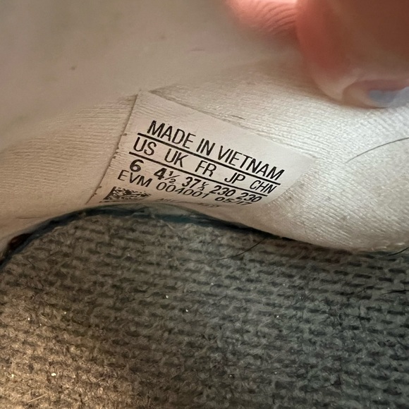 Ladies Adidas Shoes Size 6 - Picture 11 of 11